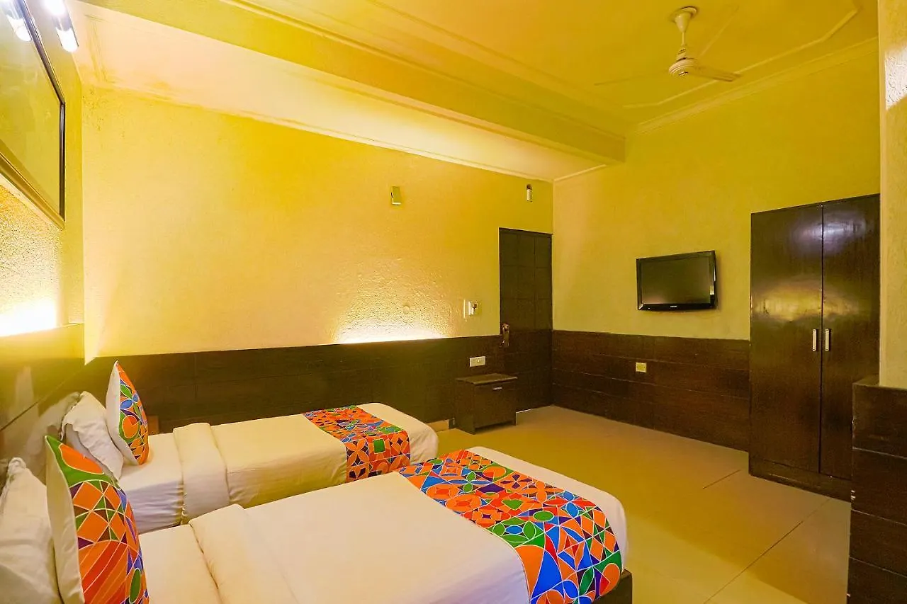 Oyo Flagship 80806 Hotel Perfect Inn New Delhi