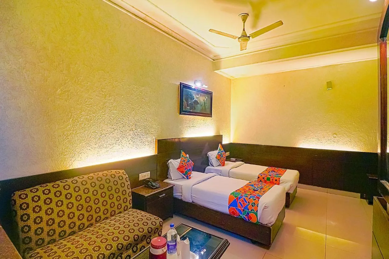 Oyo Flagship 80806 Hotel Perfect Inn New Delhi